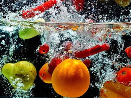 アルカリ電解水による野菜、果物の洗浄